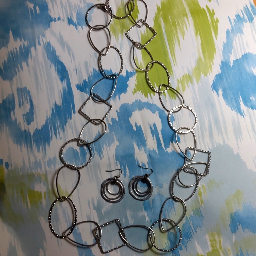 Geometric Silvertone Chain Necklace & Earrings